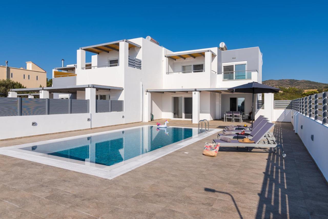 South Beach Villas Ґеннаді Екстер'єр фото