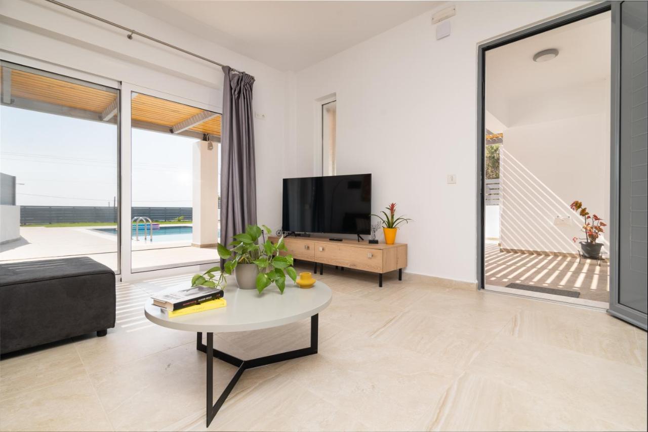 South Beach Villas Ґеннаді Екстер'єр фото